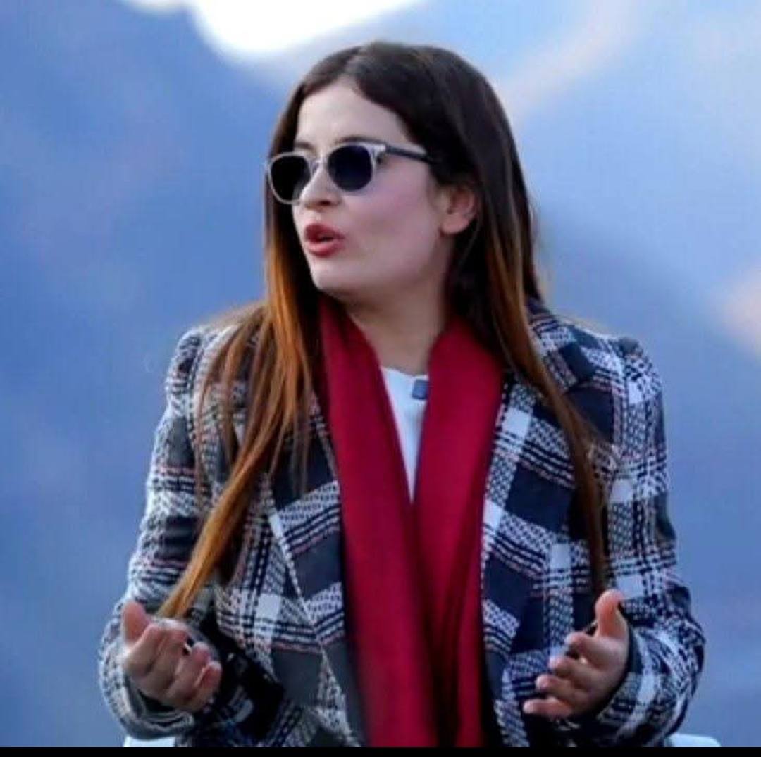 کتێبی كۆمەڵناسیی (ململانێ) لە نووسینی هێڤی عومەر یاسین لەسەر چیرۆکی (ئیمپڕاتۆڕیای ژن)ی دڵشاد کاوانی چاپ و بڵاو دەبێتەوە. 