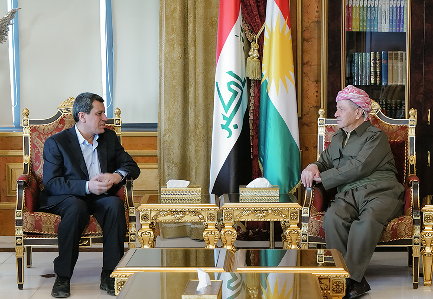 کۆبونەوەی عەبدی و بارزانی لەژێر ناوی دەستپێشخەریەک بۆ یەکخستنی کورد لە سوریا و ئاشتبوونەوە لەگەڵ تورکیا ... عوسمانی حاجی مارف